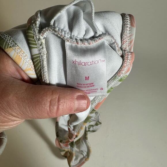 Tropical Floral Bikini Top - Picture 3 of 3